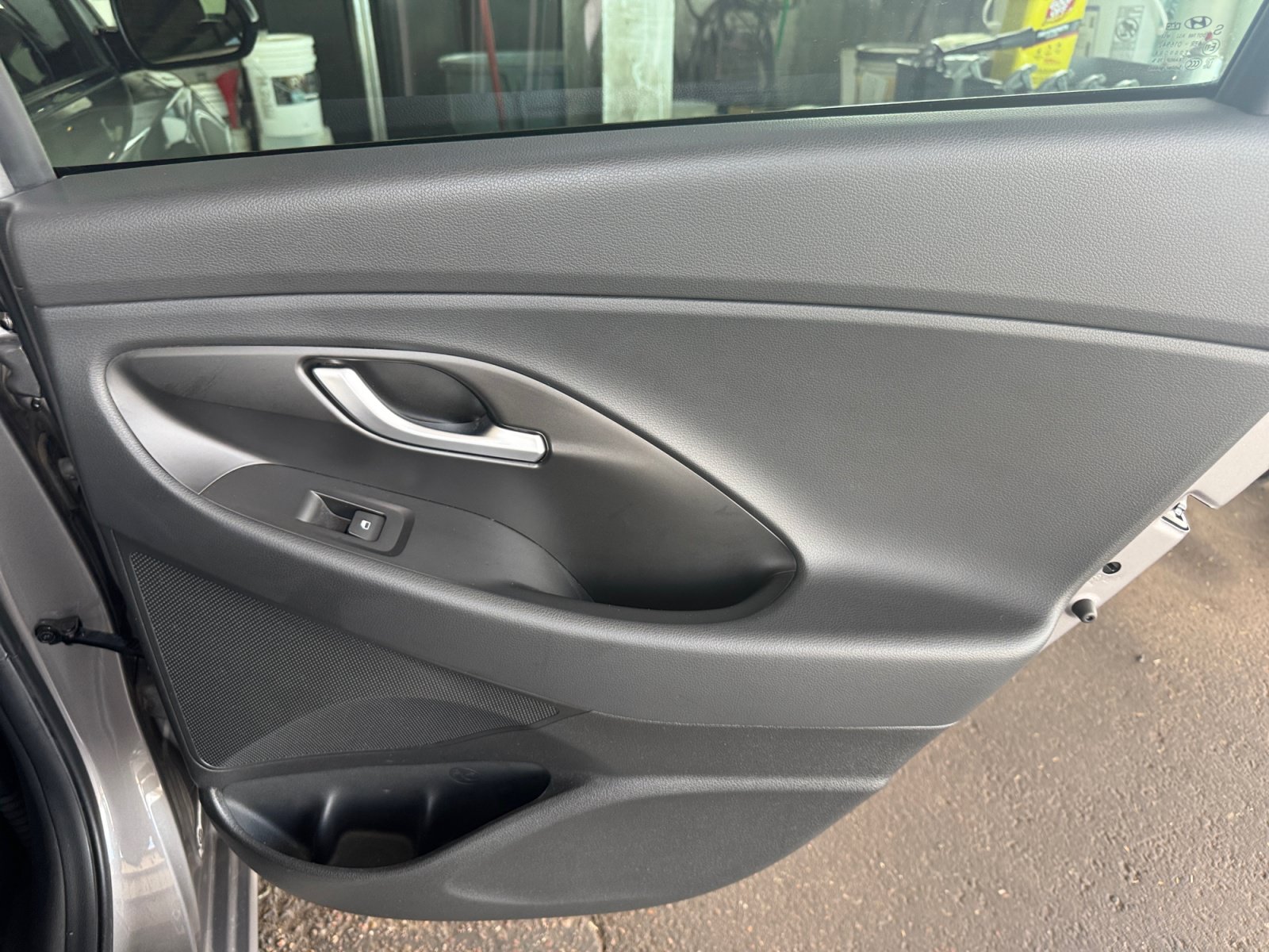 Used 2020 Hyundai Elantra GT FWD image 16