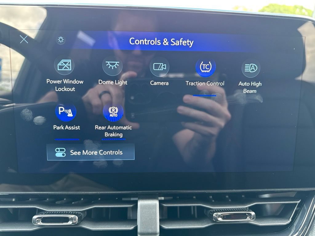 New 2027 Chevrolet Equinox RS AWD/4WD image 36