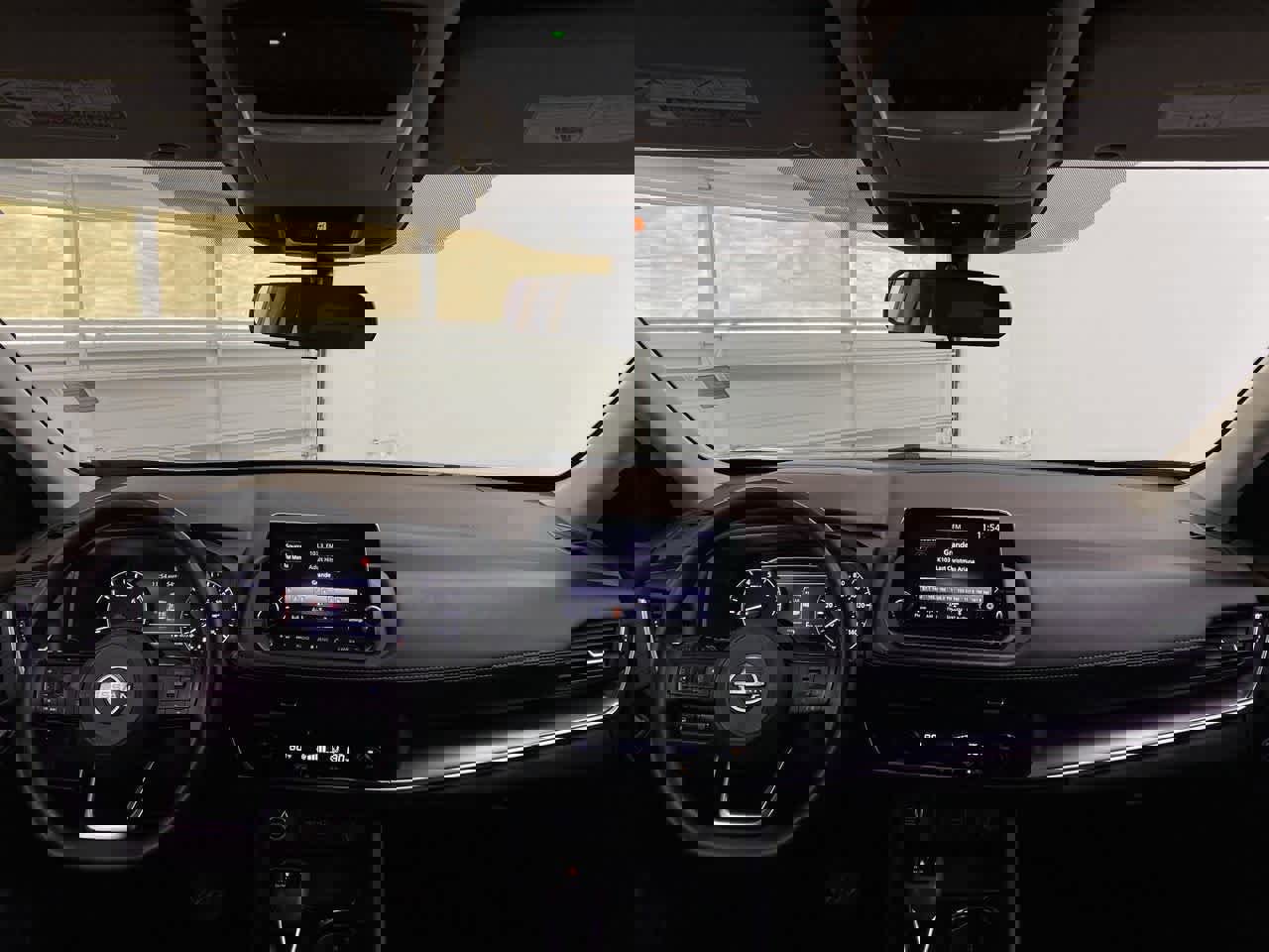 Used 2023 Nissan Rogue SV image 13