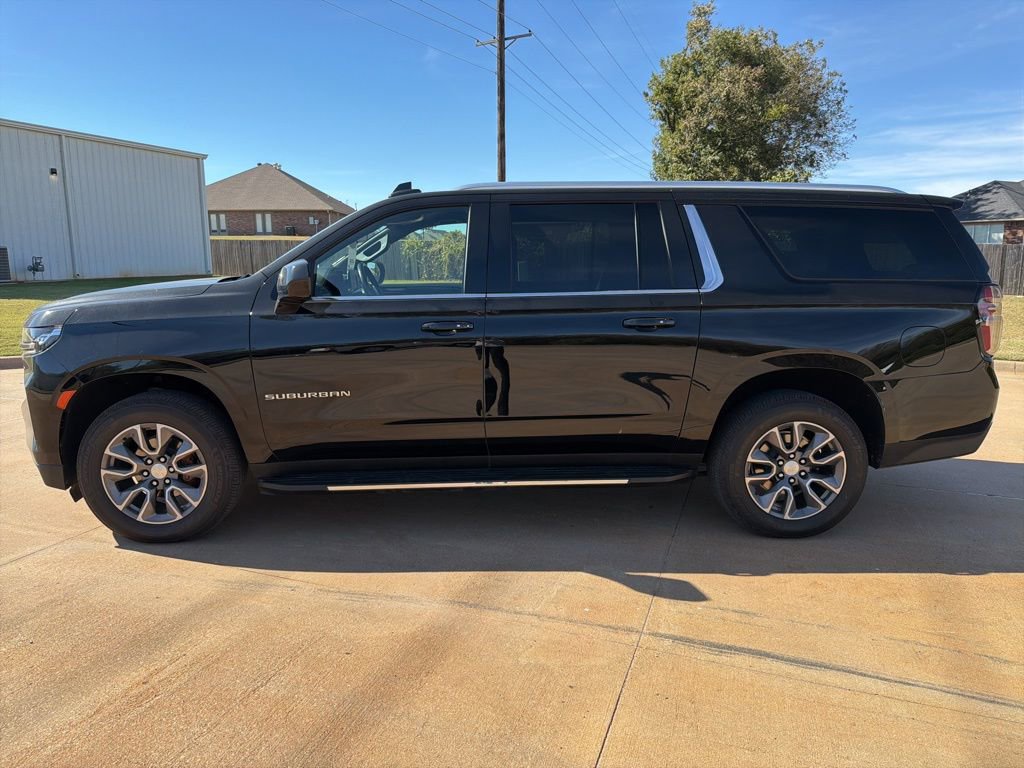 Used 2023 Chevrolet Suburban LS w/ Driver Alert Package image 3