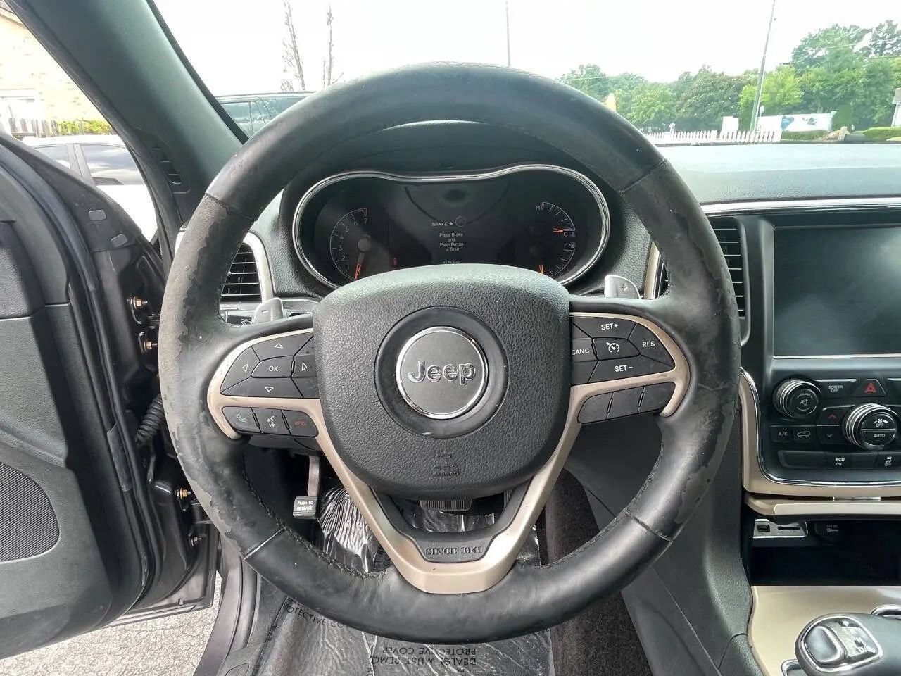Used 2015 Jeep Grand Cherokee Altitude RWD image 17