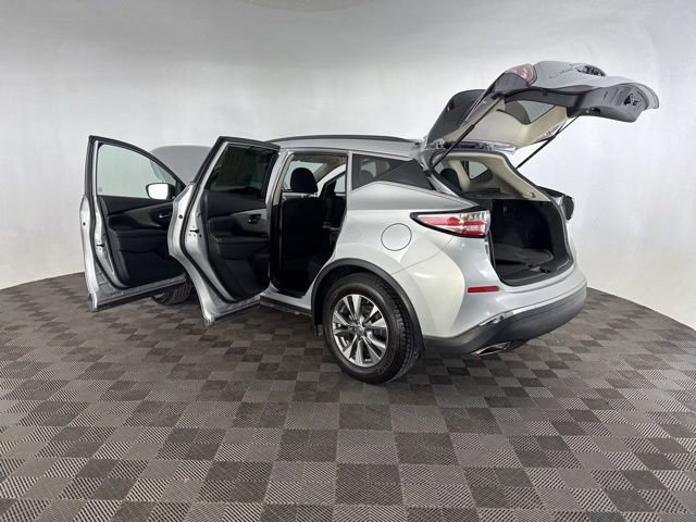 Used 2018 Nissan Murano SV image 16