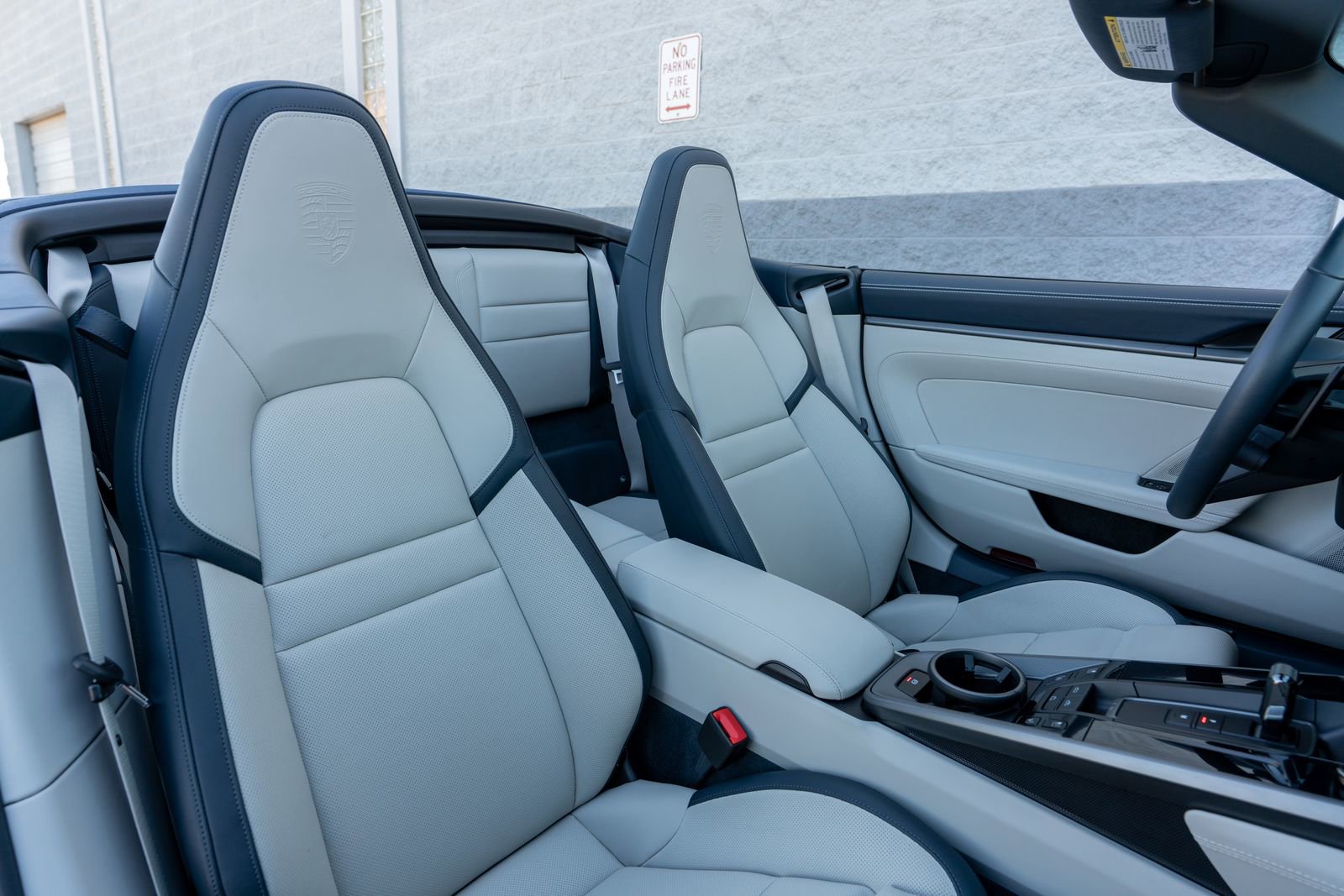 Used 2025 Porsche 911 Carrera image 41