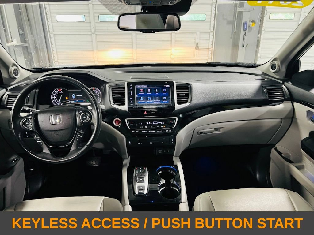 Used 2017 Honda Pilot Touring image 4