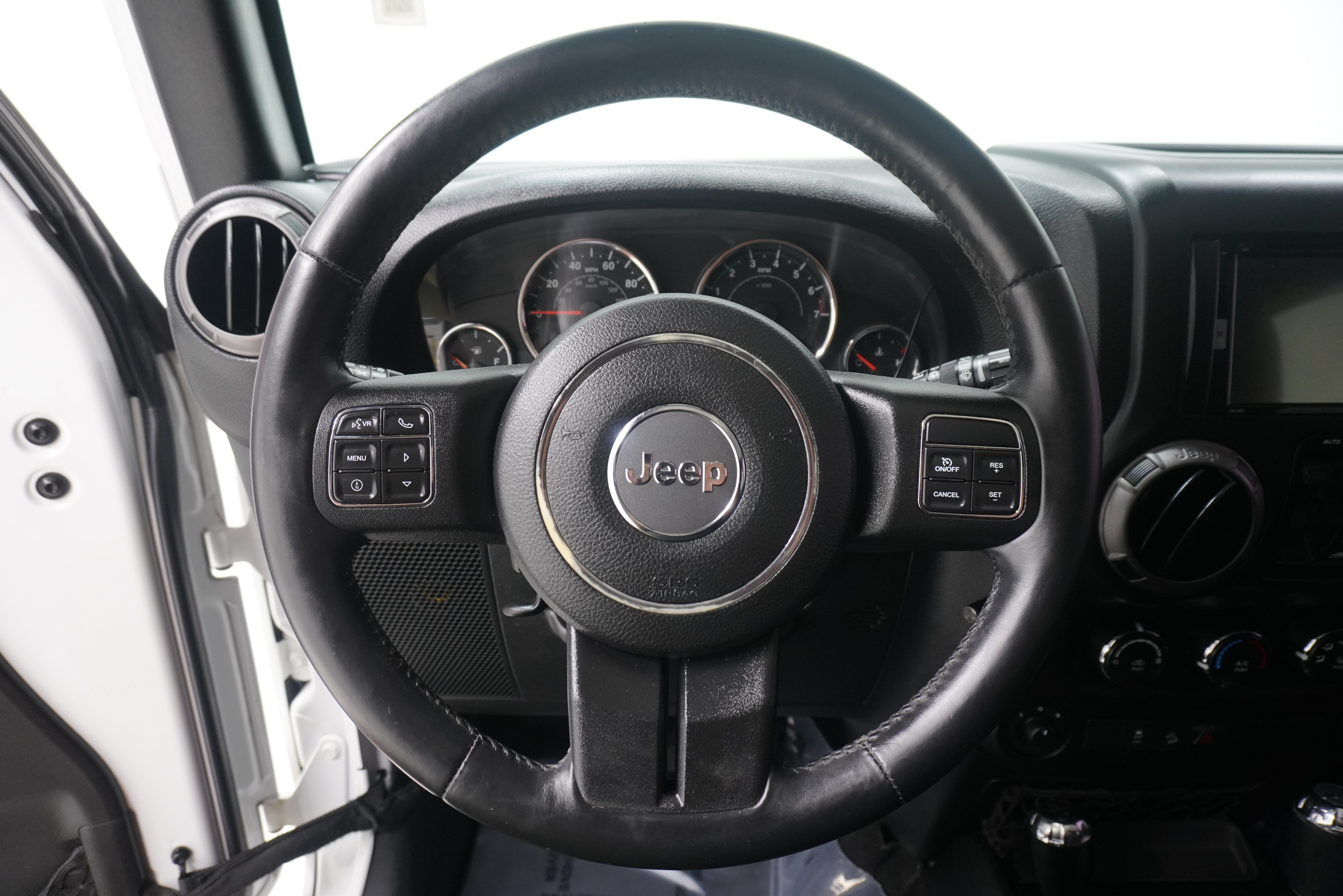 Used 2015 Jeep Wrangler Unlimited Sport w/ Quick Order Package 24S AWD/4WD image 14