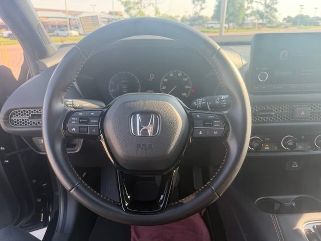 Used 2025 Honda HR-V Sport image 15