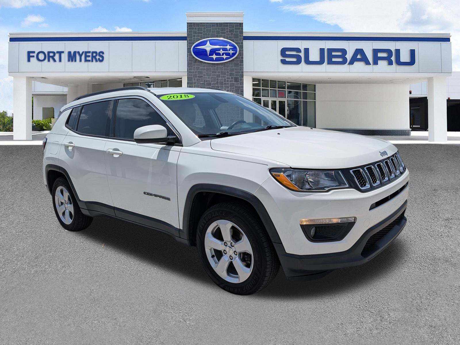 Used 2018 Jeep Compass Latitude FWD image 1
