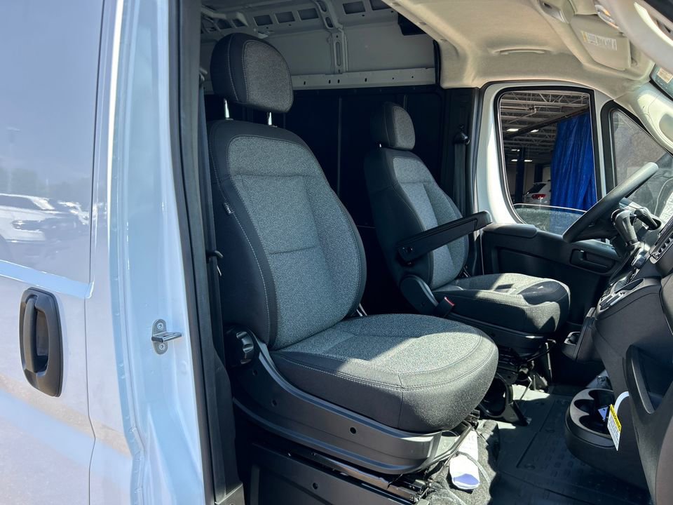 New 2024 RAM ProMaster 2500 w/ Convenience Group image 32