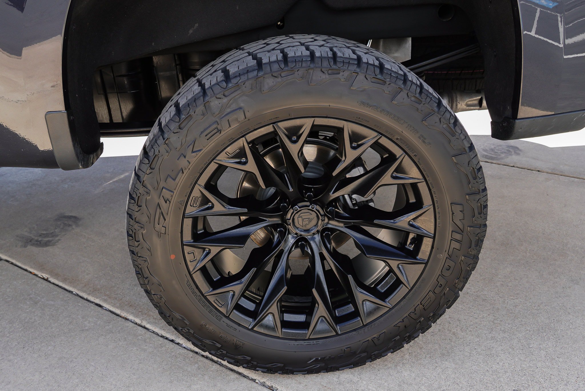 Used 2024 Chevrolet Silverado 1500 RST AWD/4WD image 13