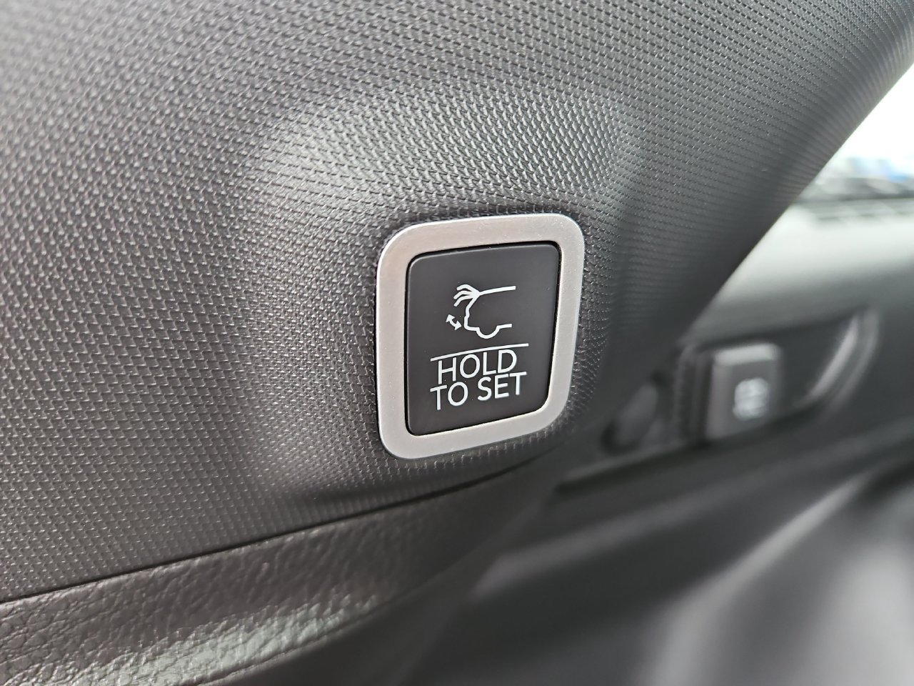 New 2026 Jeep Grand Cherokee Altitude AWD/4WD image 12
