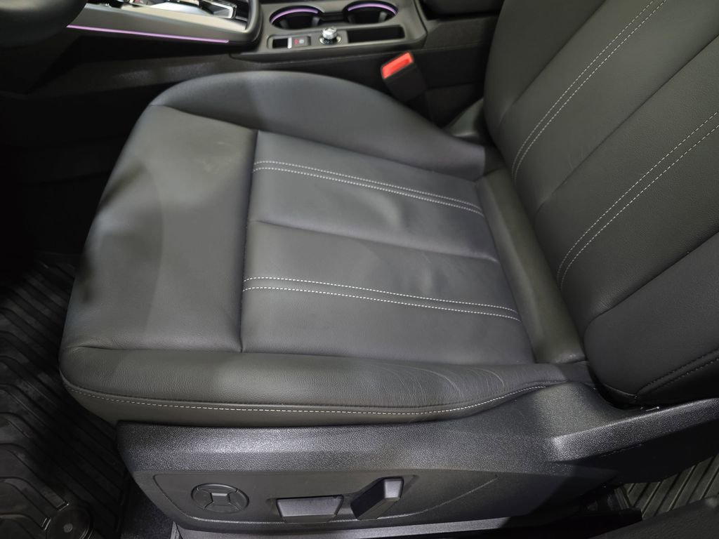 Used 2025 Audi A3 2.0T Premium Plus w/ Premium Plus Package image 31