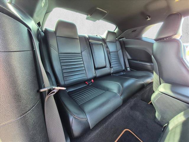 Used 2015 Dodge Challenger R/T Plus RWD image 20