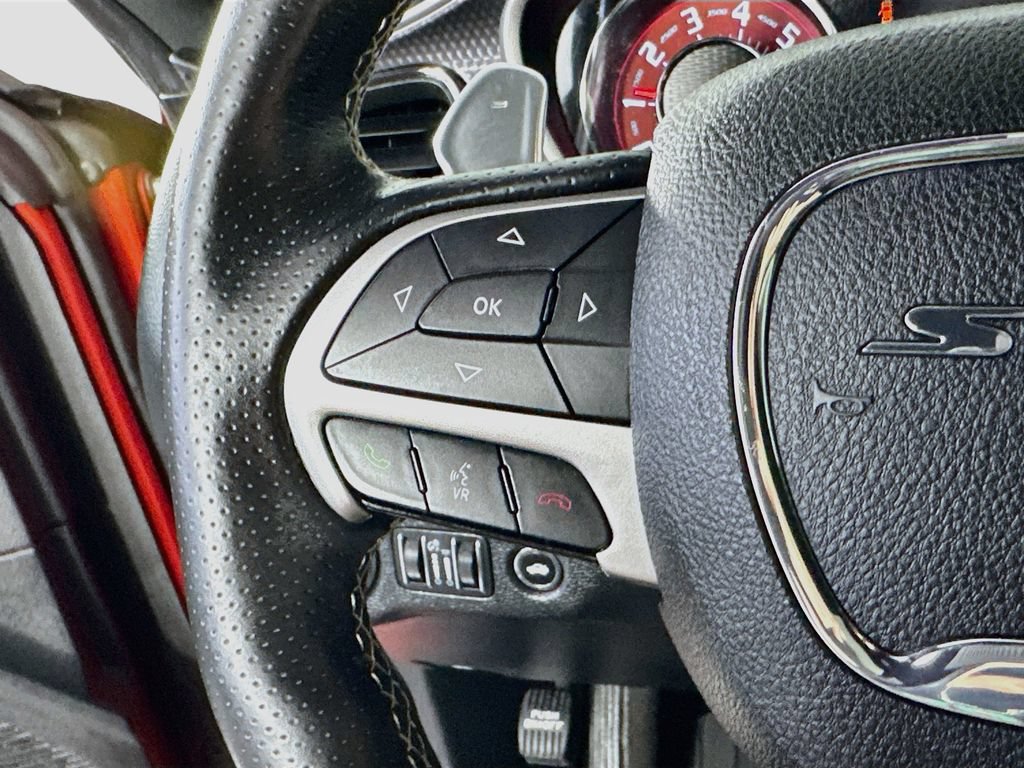 Used 2017 Dodge Challenger SRT Hellcat RWD image 25