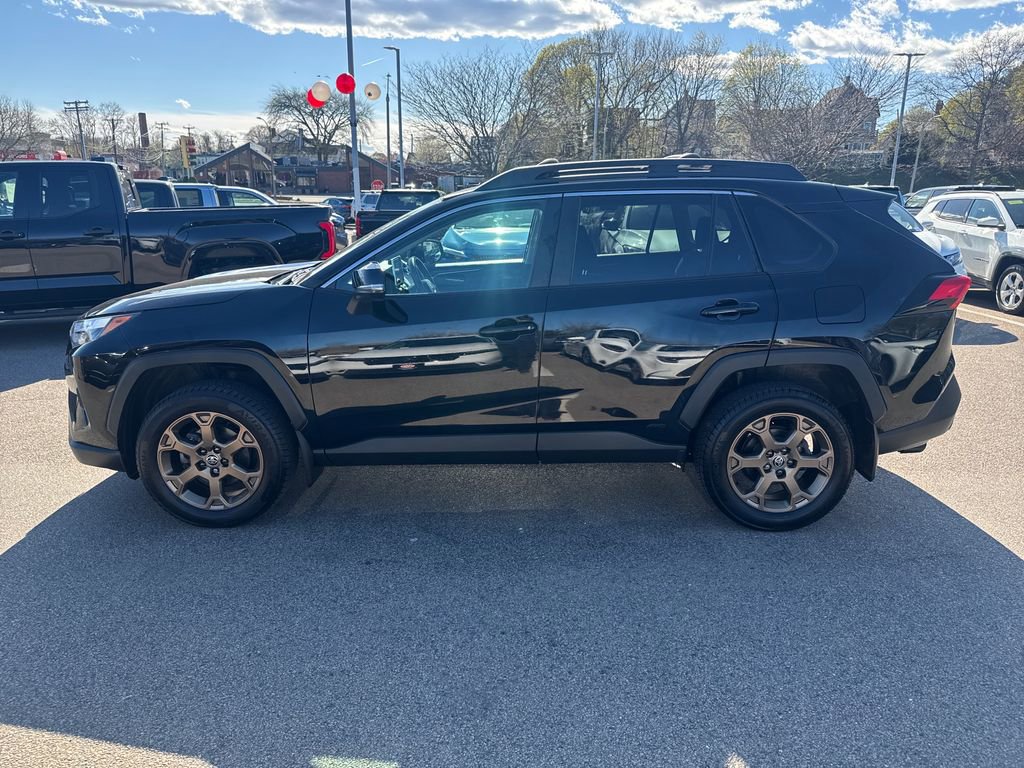 Used 2023 Toyota RAV4 AWD Hybrid image 4