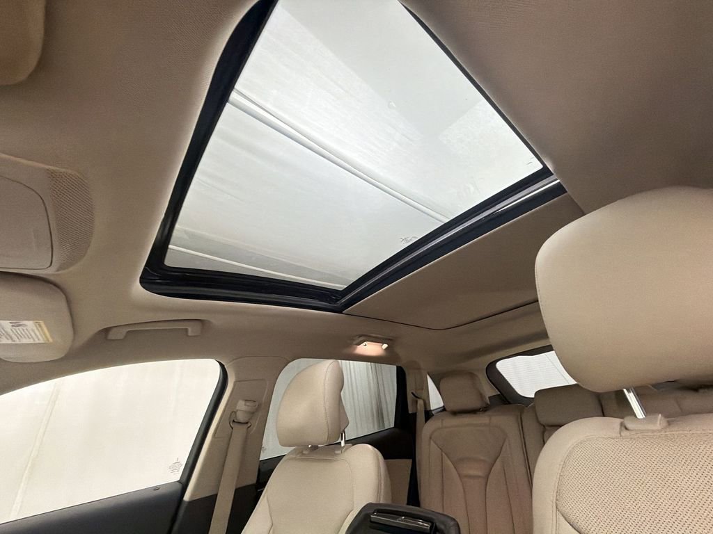 Used 2016 Lincoln MKX Reserve w/ Technology Package image 23