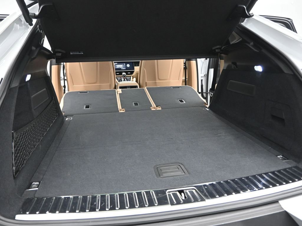 Used 2022 Porsche Cayenne E-Hybrid Coupe image 21