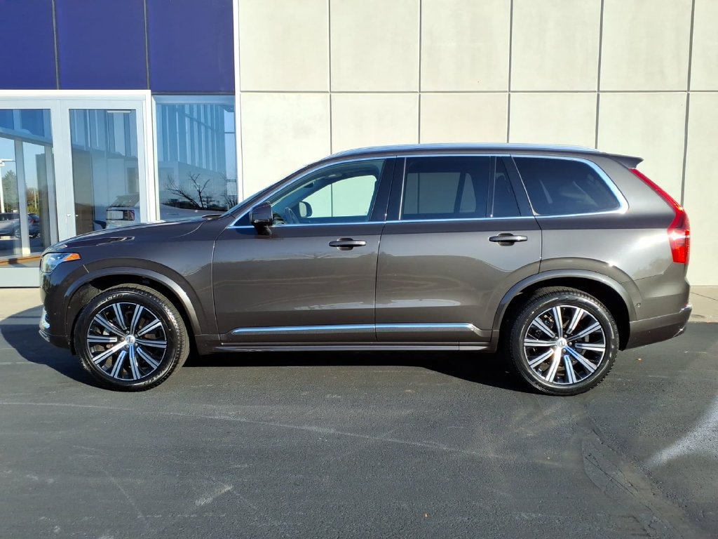 Certified 2023 Volvo XC90 B6 Plus w/ Protection Package AWD/4WD image 3