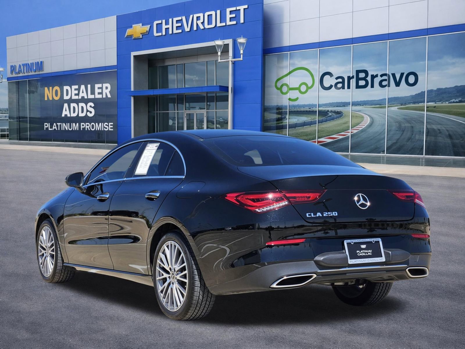 Used 2023 Mercedes-Benz CLA 250 image 4