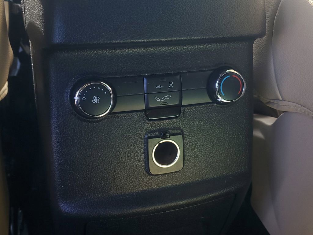 Used 2017 Ford Explorer XLT w/ Equipment Group 202A image 13