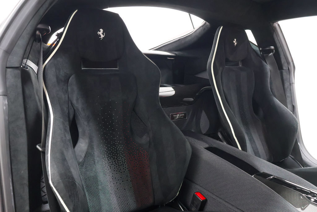 Used 2024 Ferrari 812 Competizione RWD image 40