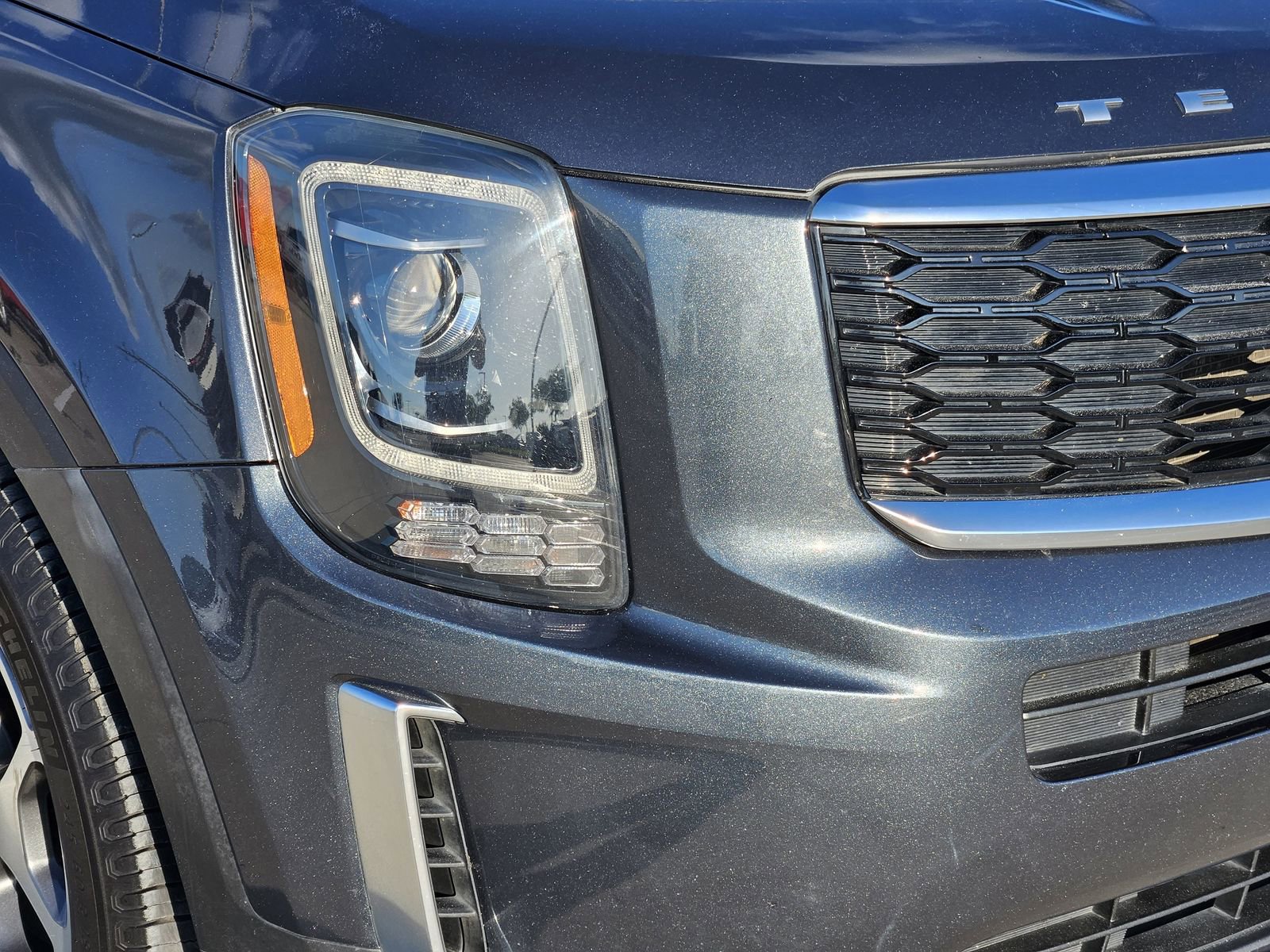 Used 2022 Kia Telluride EX AWD/4WD image 9