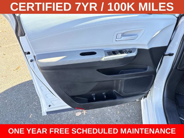 Used 2026 Toyota Sienna LE FWD image 13