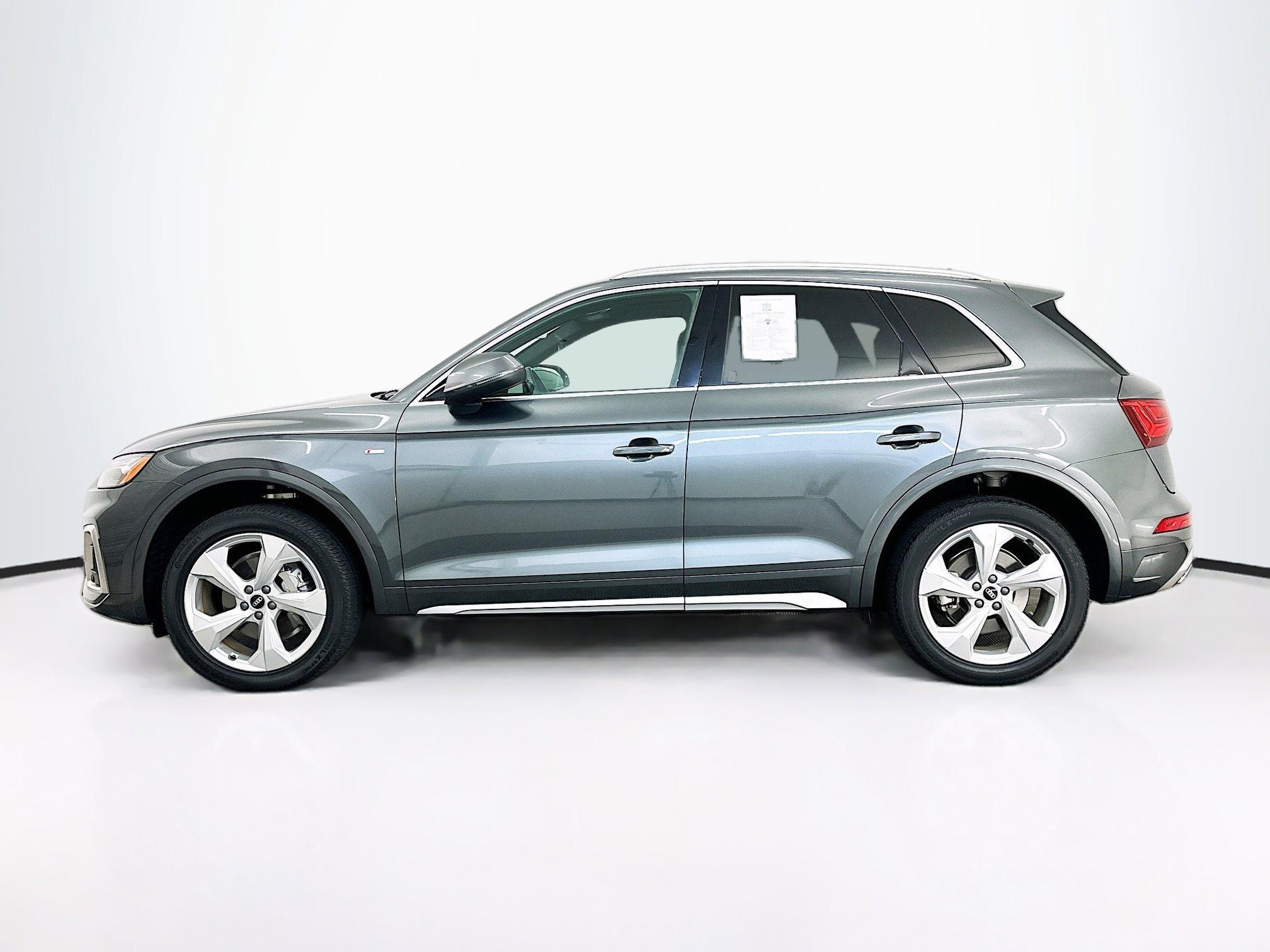 Used 2023 Audi Q5 2.0T Premium Plus w/ Premium Plus Package image 4