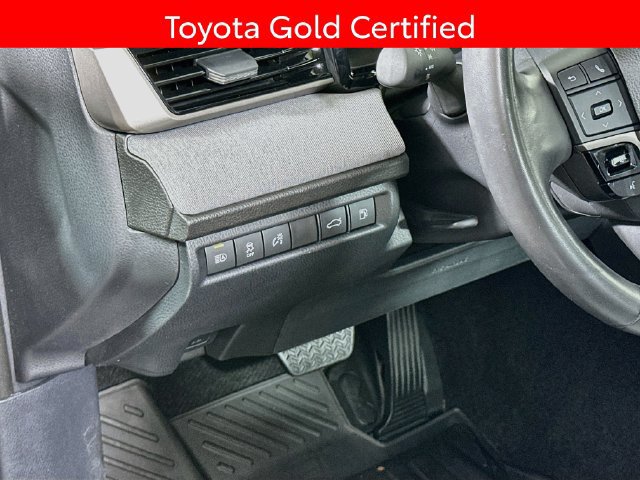 Certified 2025 Toyota Camry LE w/ Convenience Package AWD/4WD image 11