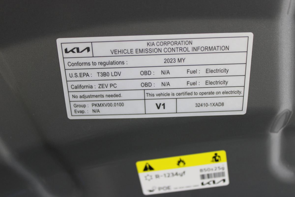 Used 2023 Kia EV6 GT-Line w/ GT-Line Suede Seat Package AWD/4WD image 47