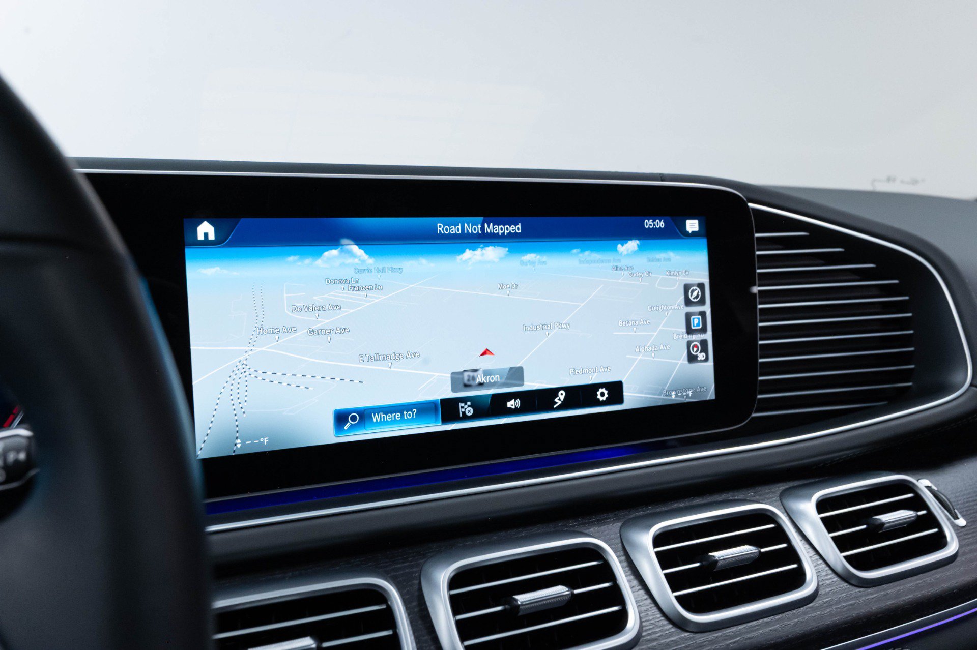 Used 2022 Mercedes-Benz Maybach GLS 600 4MATIC image 58
