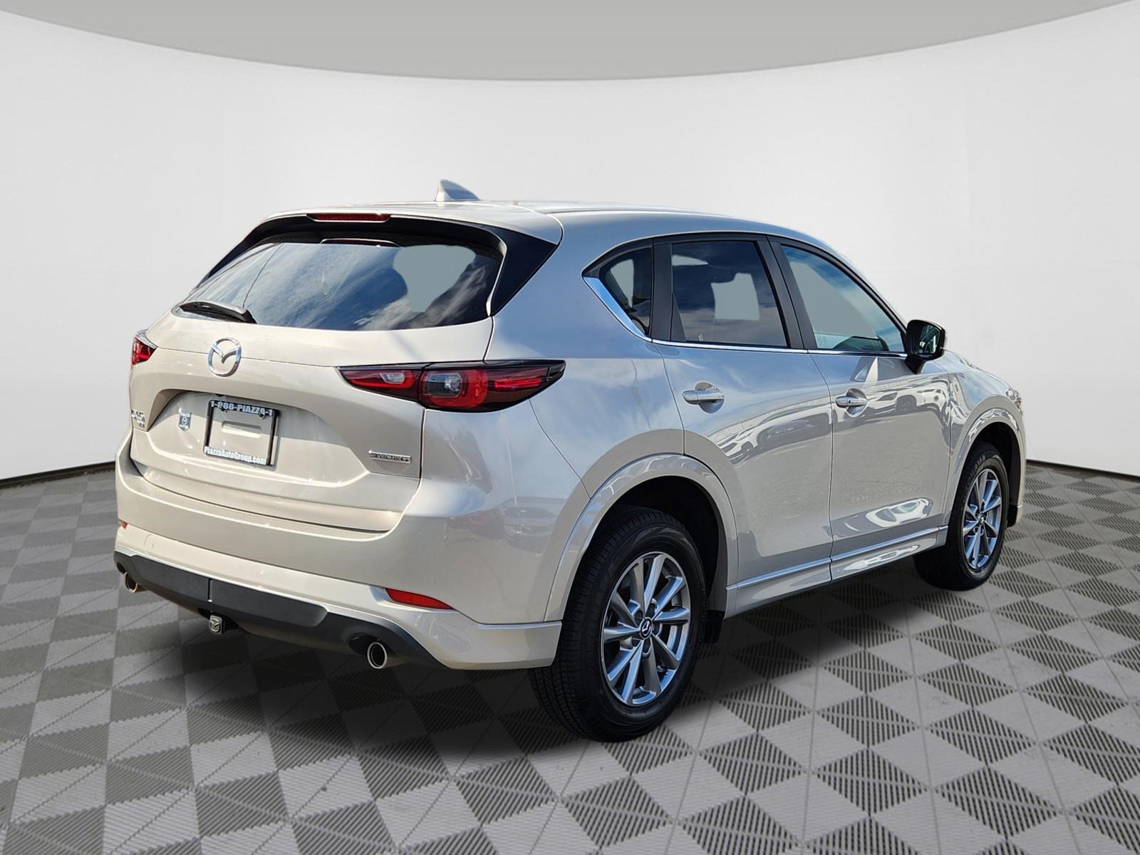Certified 2025 MAZDA CX-5 AWD 2.5 S w/ Preferred Package image 4
