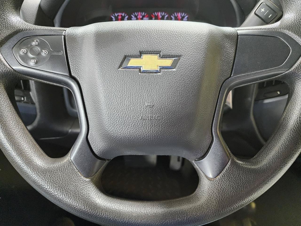 Used 2016 Chevrolet Silverado 1500 W/T w/ WT Convenience Package AWD/4WD image 15
