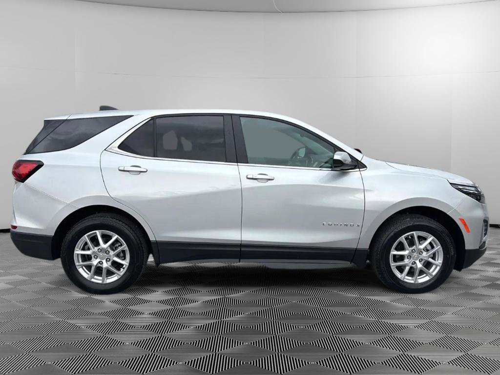 Used 2022 Chevrolet Equinox LT AWD/4WD image 6