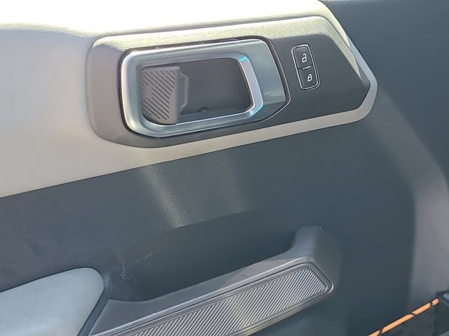 Used 2023 Ford Bronco Badlands image 19