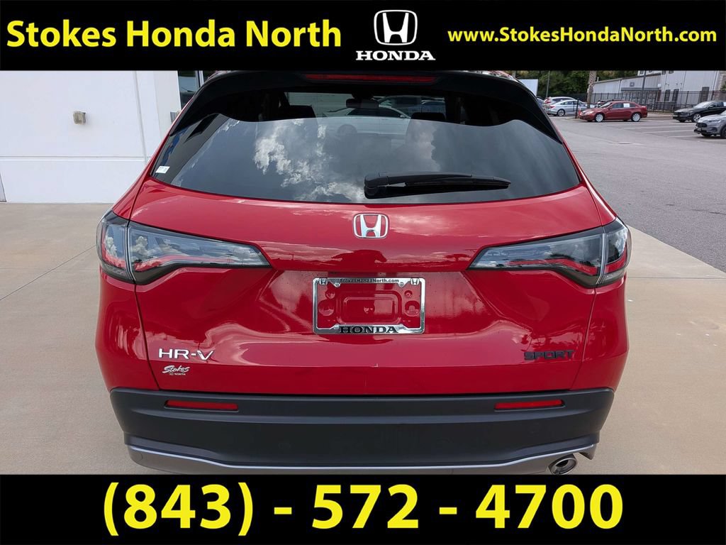 Used 2025 Honda HR-V Sport image 9