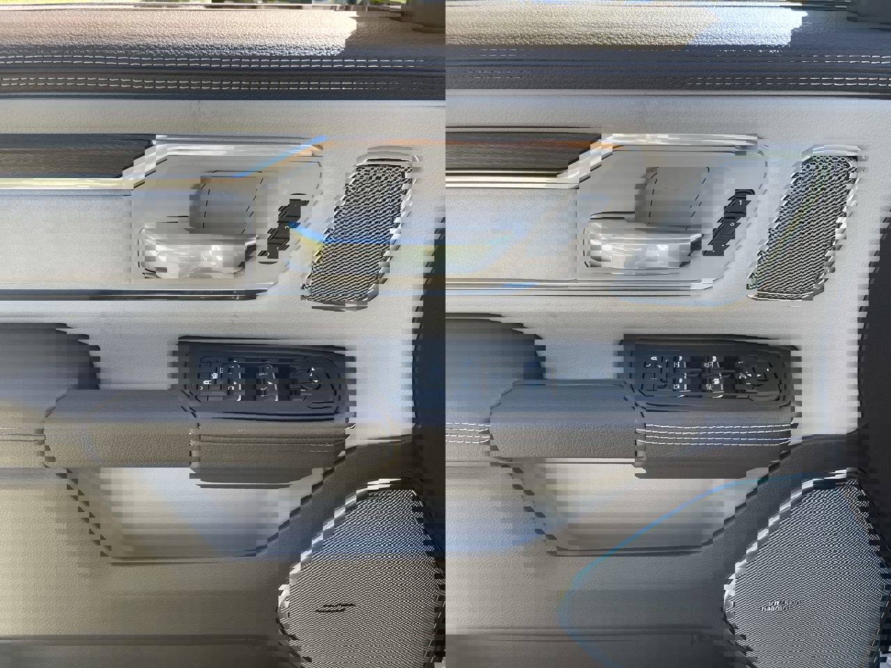 New 2026 RAM 1500 Laramie image 13