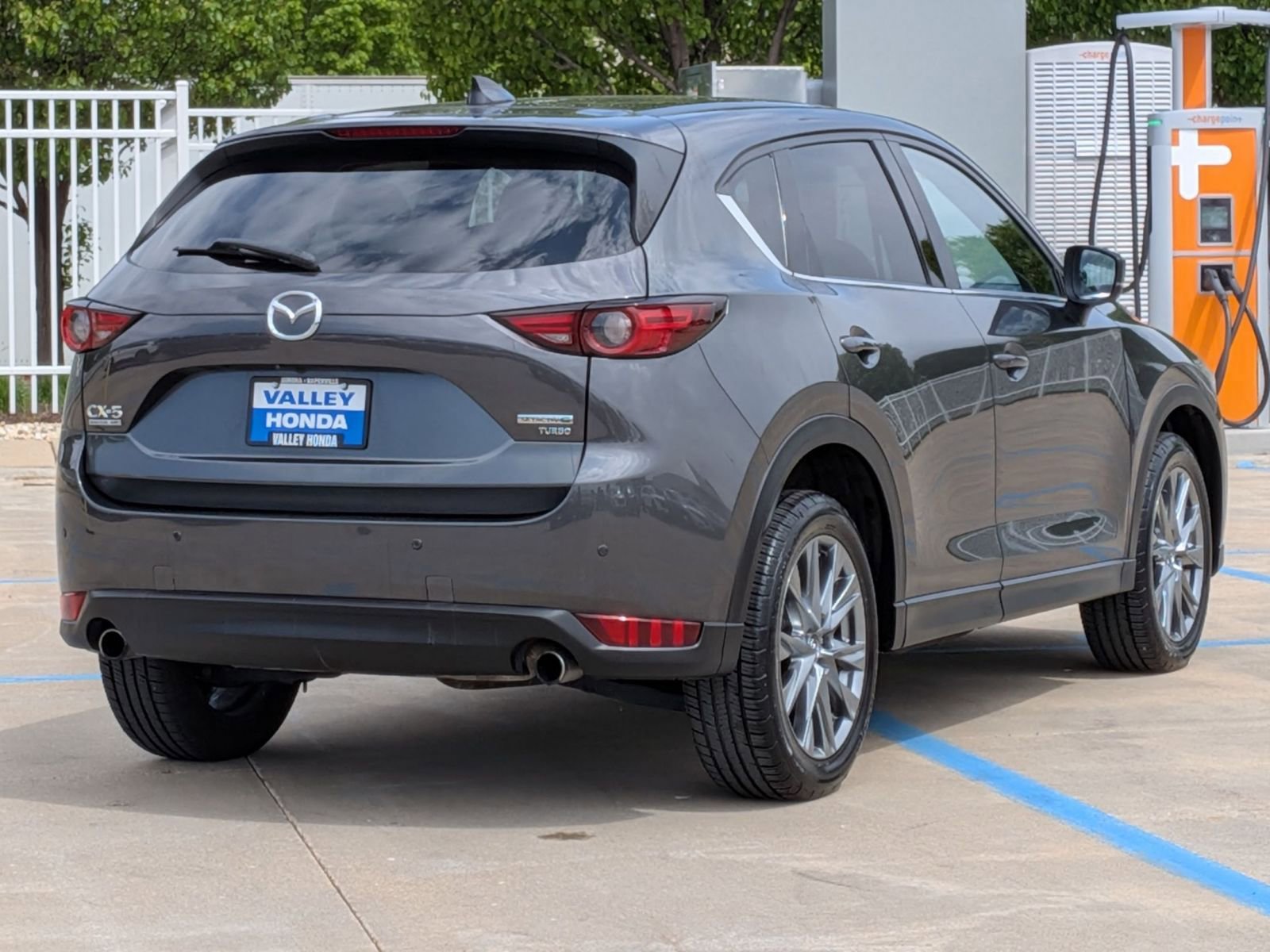 Used 2021 MAZDA CX-5 Signature AWD/4WD image 6