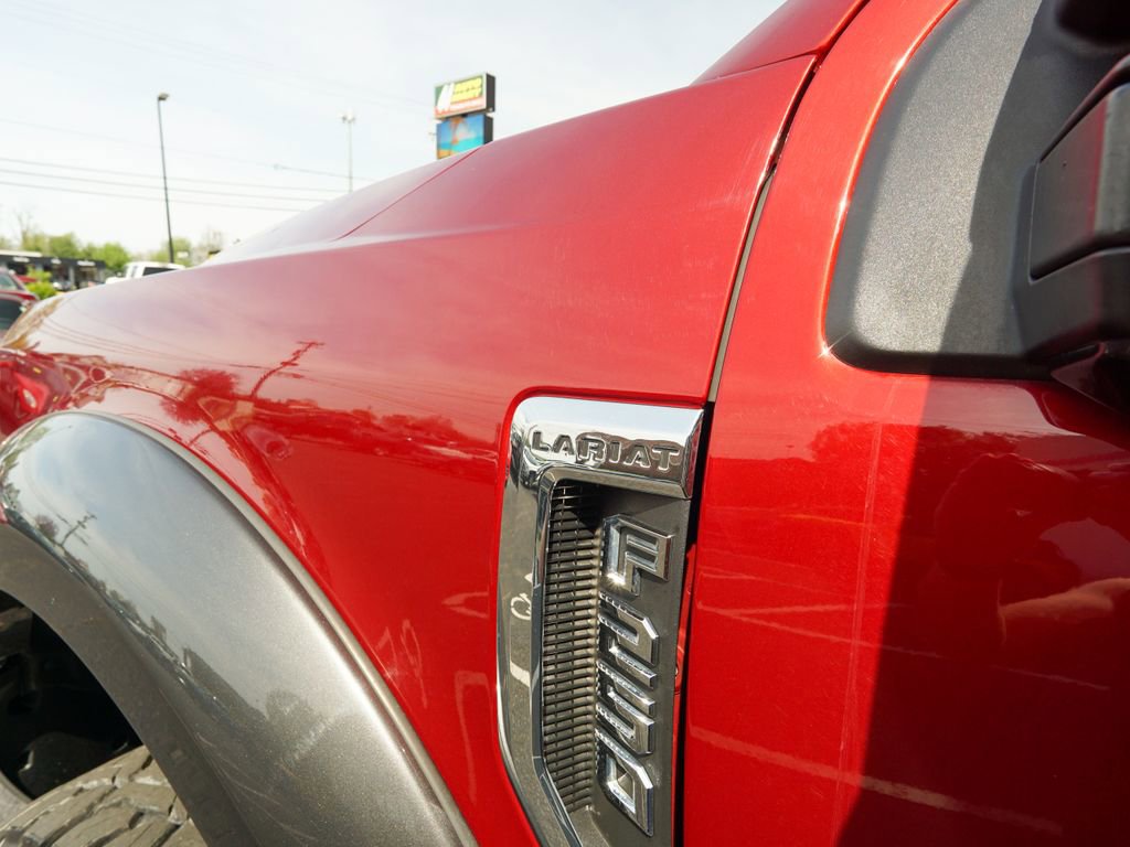 Used 2017 Ford F250 Lariat w/ Lariat Ultimate Package AWD/4WD image 8