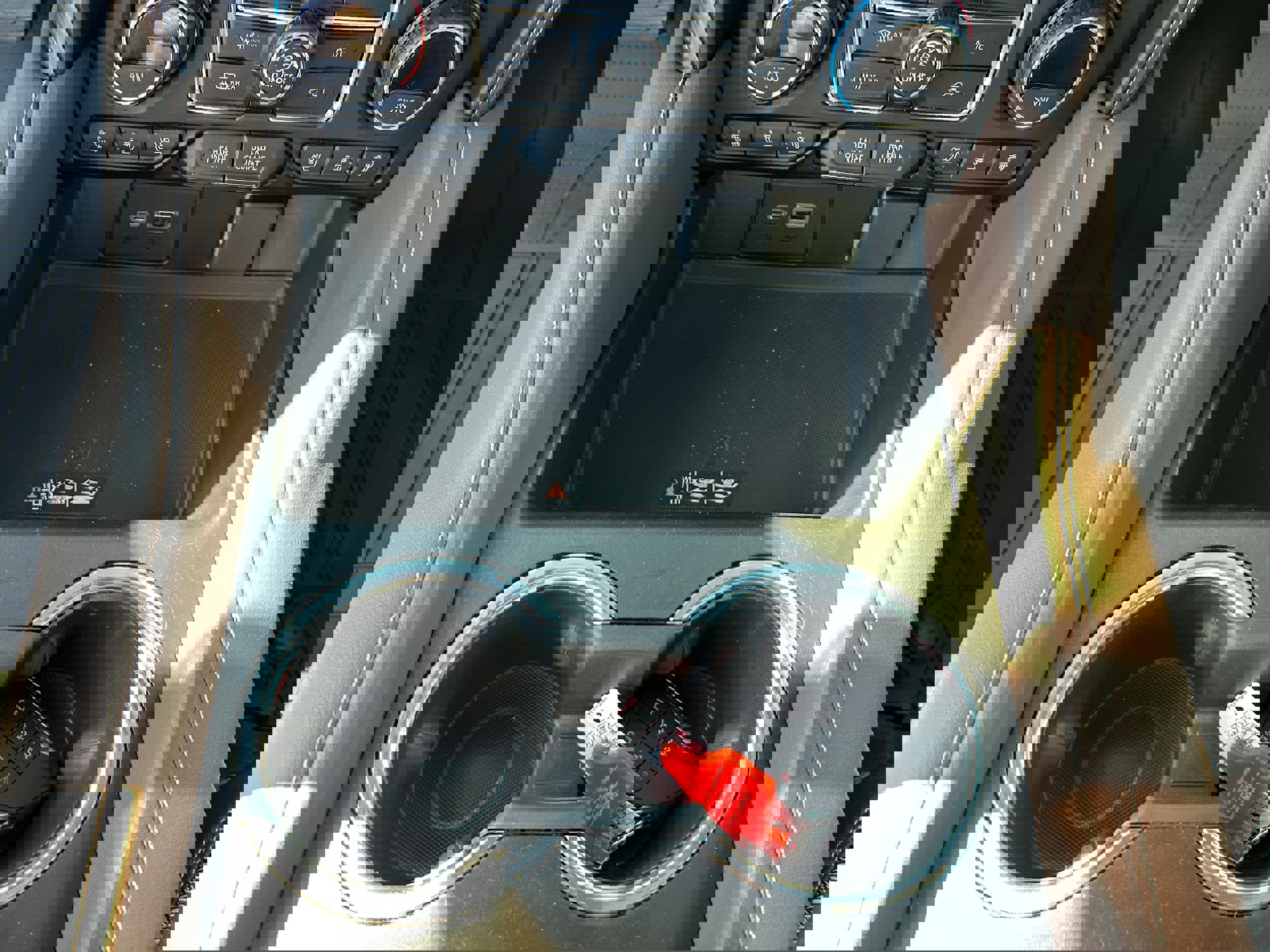 Used 2021 Chevrolet Tahoe High Country w/ Premium Package image 27