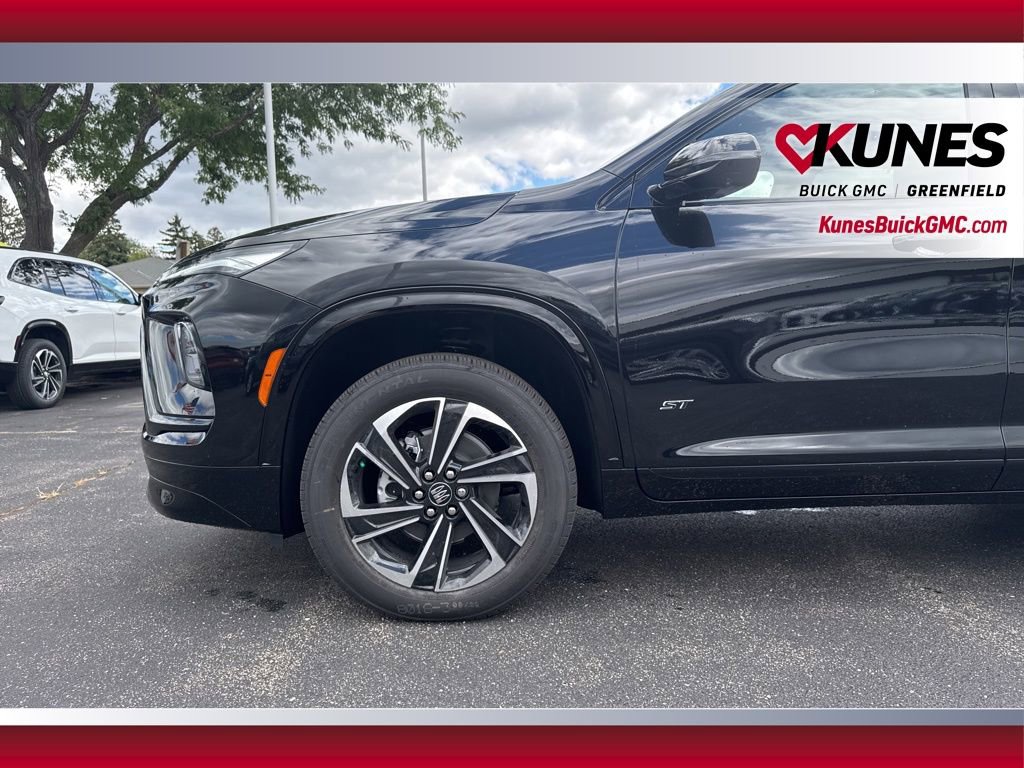 New 2026 Buick Enclave Sport Touring w/ LPO, Floor Liner Package image 11