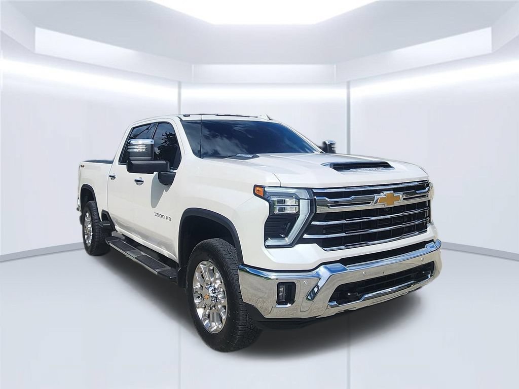 Used 2024 Chevrolet Silverado 3500 LTZ w/ LTZ Premium Package AWD/4WD image 3