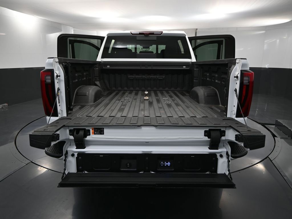 Used 2024 GMC Sierra 2500 Denali Ultimate image 47