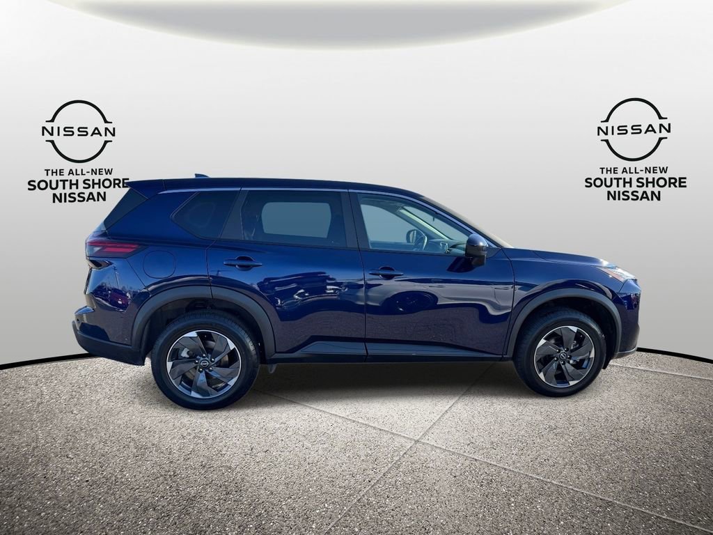 Certified 2025 Nissan Rogue SV image 5