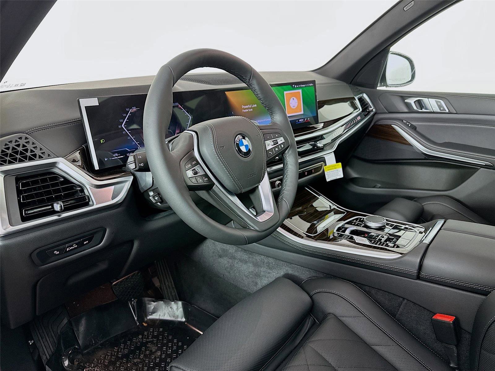 New 2026 BMW X5 xDrive40i w/ Parking Assistance Package image 9