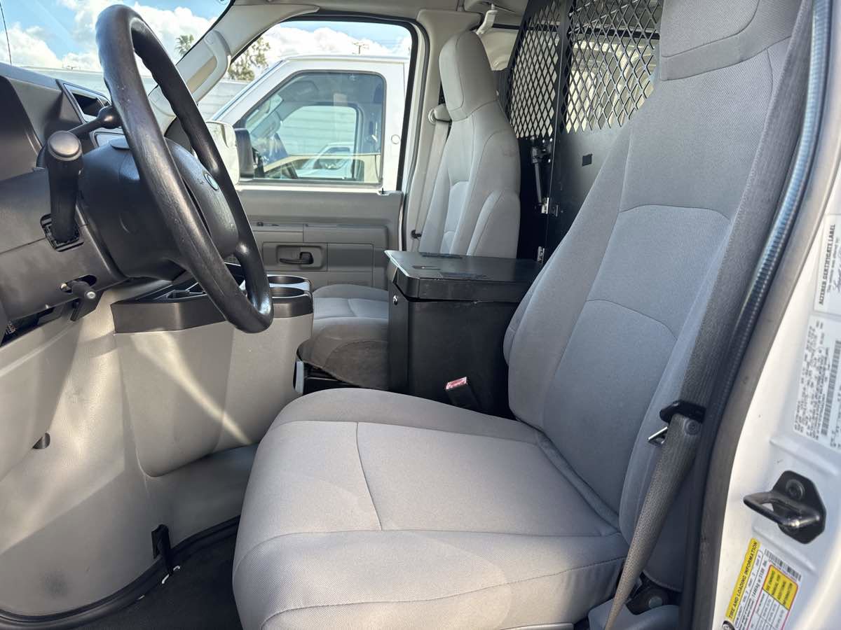 Used 2013 Ford E-150 and Econoline 150 w/ PWR Group image 8