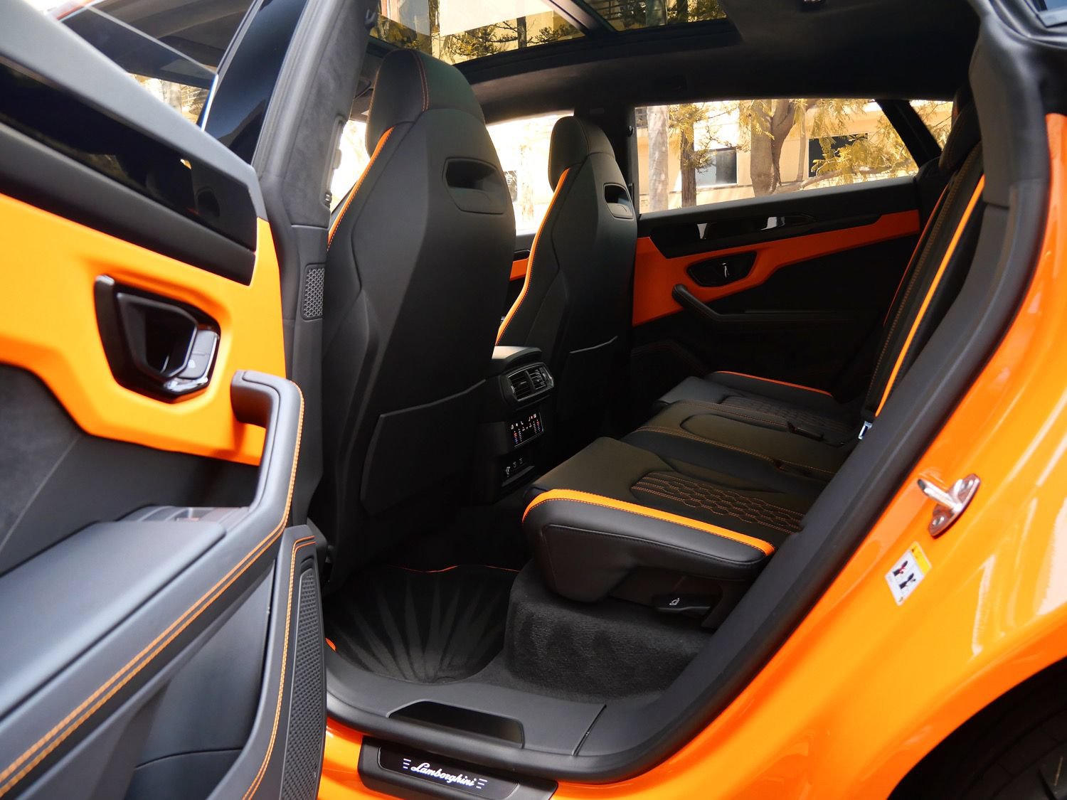 Used 2024 Lamborghini Urus S AWD/4WD image 22