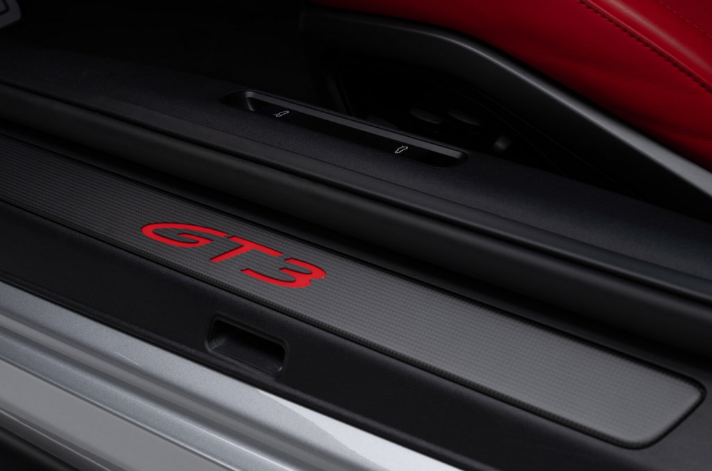 Used 2024 Porsche 911 GT3 RWD image 23
