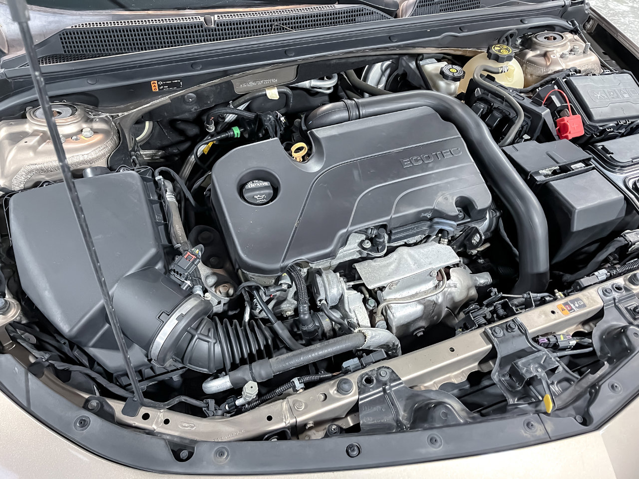 Used 2018 Chevrolet Malibu LT image 28