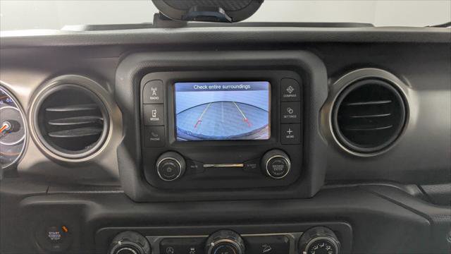 Used 2018 Jeep Wrangler Unlimited Sport image 29