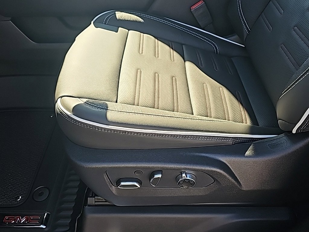 New 2026 GMC Sierra 1500 AT4X image 14